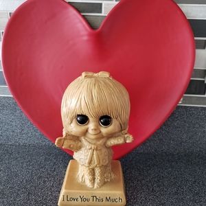 1970 Era R & W Berries 'I Love You This Much' Figurine